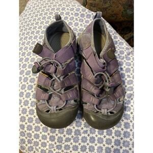 Keen Newport Youth 3 Purple Waterproof Hiking Walking Sandals
